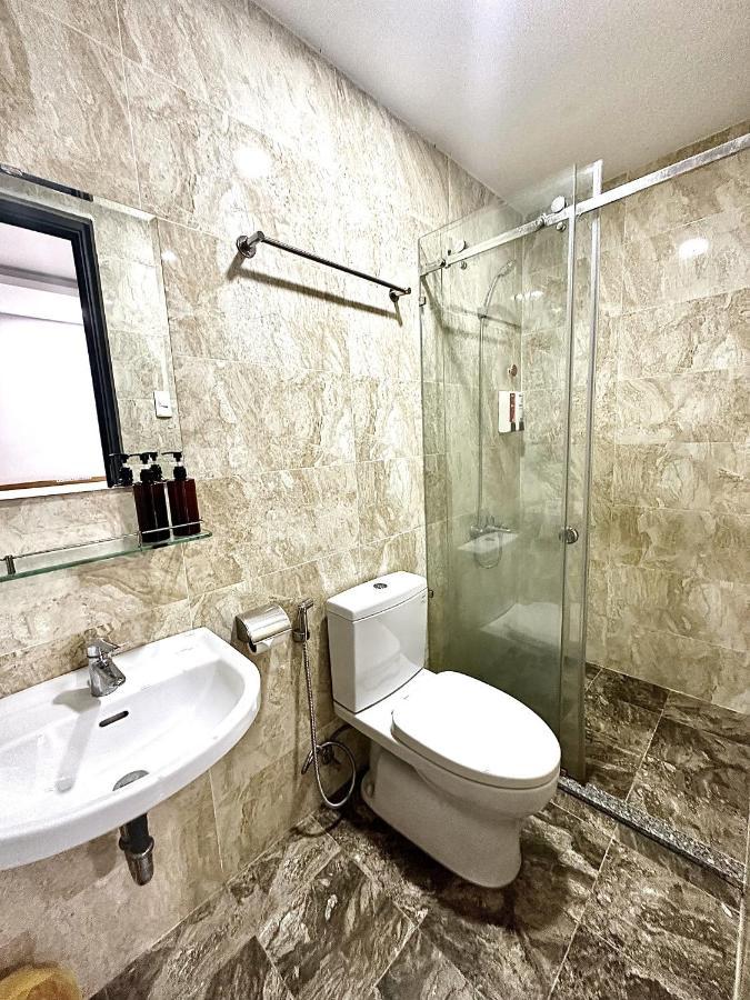 The Jade Hotel Near Tan Son Nhat Airport Ho Chi Minh City Bagian luar foto