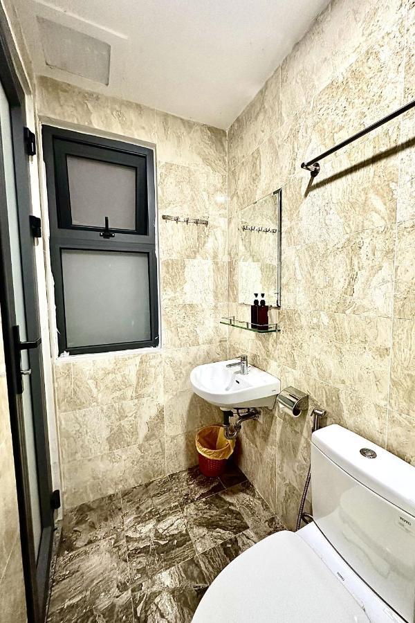 The Jade Hotel Near Tan Son Nhat Airport Ho Chi Minh City Bagian luar foto